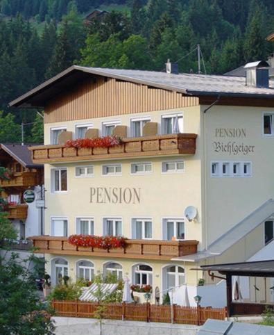 Pension Bichlgeiger Hotel Anras Bagian luar foto