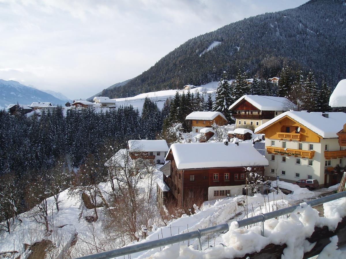 Pension Bichlgeiger Hotel Anras Bagian luar foto